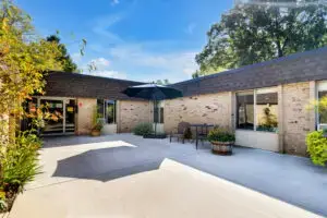 Courtyard-Side-Entry-scaled