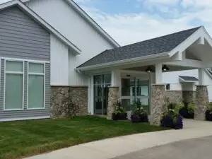 ml_rich_front_entrance